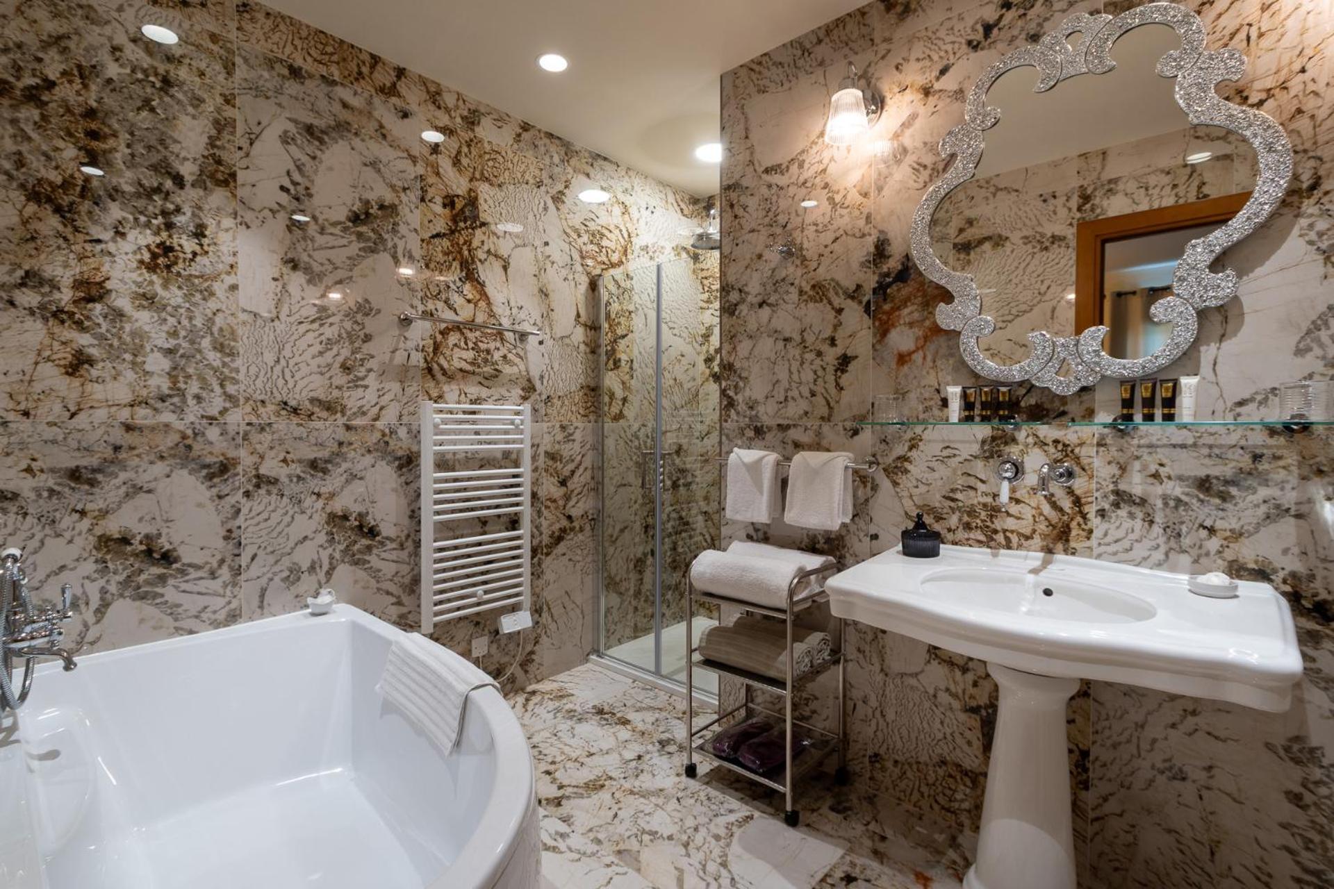 Hotel Demeure Loredana Saint-Florent  Exterior photo